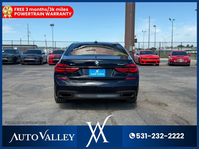 2016 BMW 7 Series 750i Sedan 4D - 23042888 - 5
