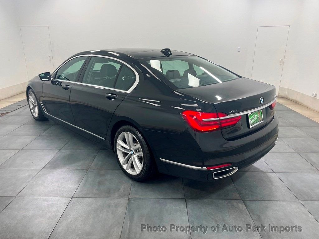 2016 BMW 7 Series 750i xDrive - 21638843 - 15