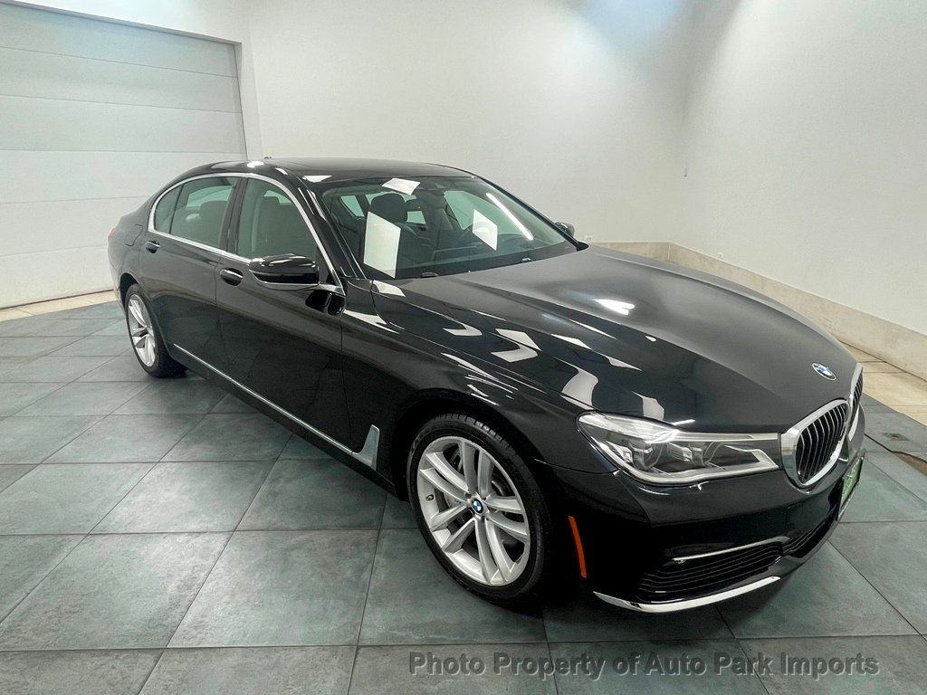 2016 BMW 7 Series 750i xDrive - 21638843 - 7
