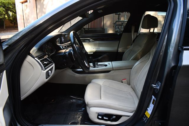 2016 BMW 7 Series 750i xDrive - 22920635 - 22