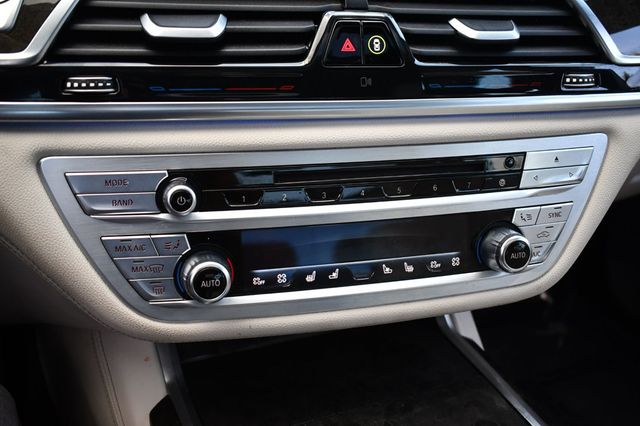 2016 BMW 7 Series 750i xDrive - 22920635 - 30