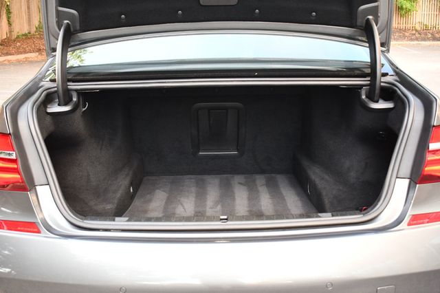 2016 BMW 7 Series 750i xDrive - 22920635 - 8