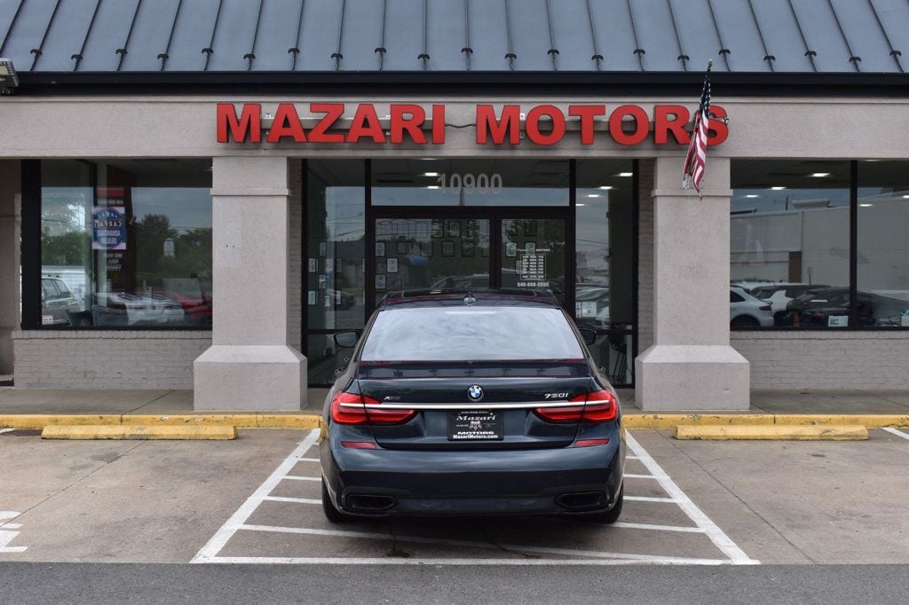 2016 BMW 7 Series 750i xDrive - 23025499 - 9