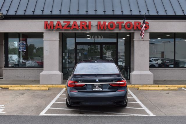 2016 BMW 7 Series 750i xDrive - 23025499 - 9
