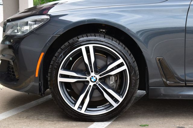 2016 BMW 7 Series 750i xDrive - 23025499 - 10