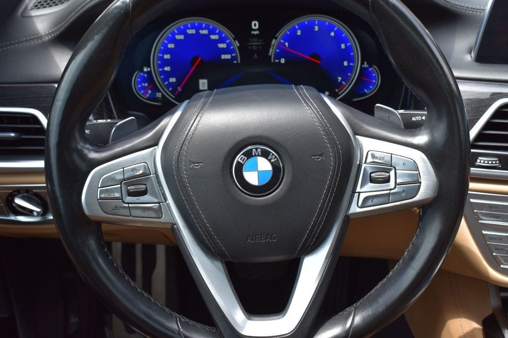 2016 BMW 7 Series 750i xDrive - 23025499 - 25