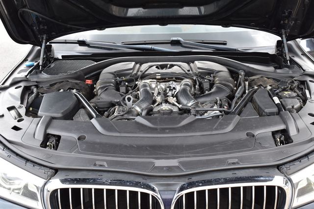 2016 BMW 7 Series 750i xDrive - 23025499 - 67