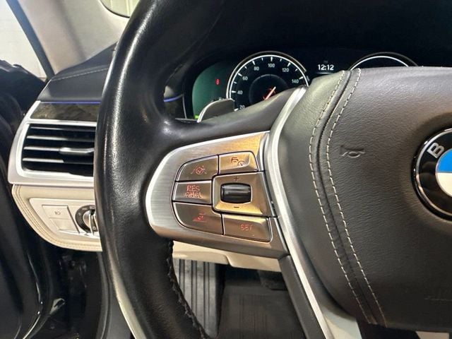 2016 BMW 7 Series 750i xDrive - 23049122 - 12