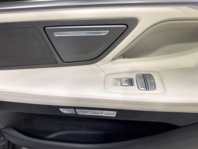 2016 BMW 7 Series 750i xDrive - 23049122 - 46