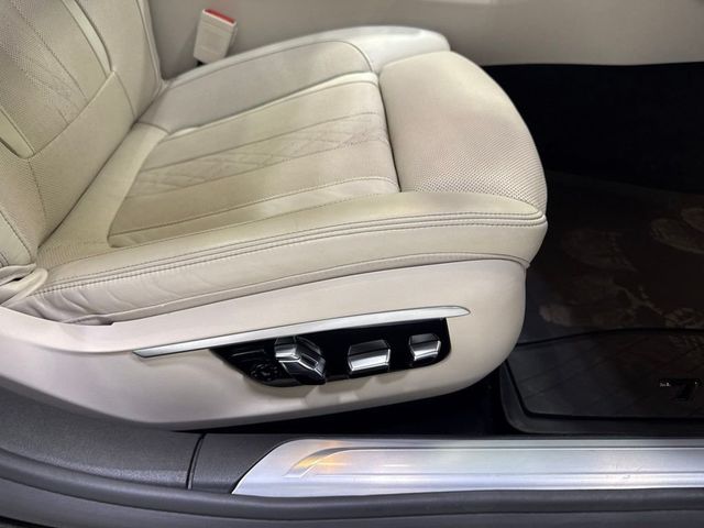 2016 BMW 7 Series 750i xDrive - 23049122 - 50