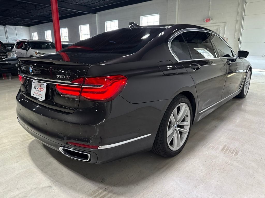 2016 BMW 7 Series 750i xDrive - 23049122 - 6