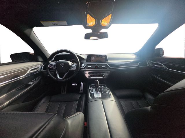2016 BMW 7 Series 750i xDrive - 23073068 - 11