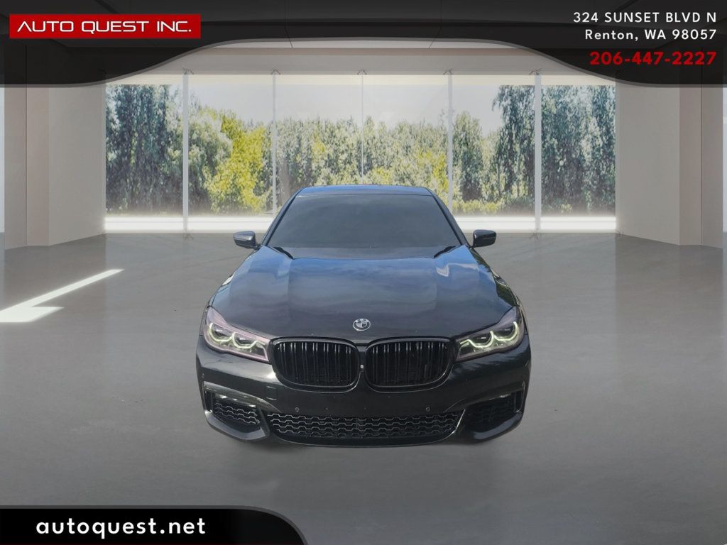 BMW 7 Series photo 2