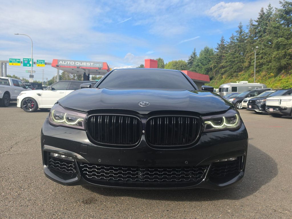 BMW 7 Series photo 22