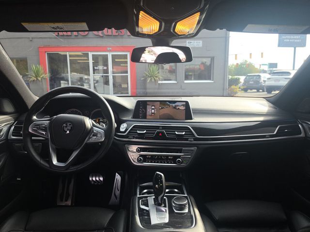 2016 BMW 7 Series 750i xDrive - 23073068 - 29