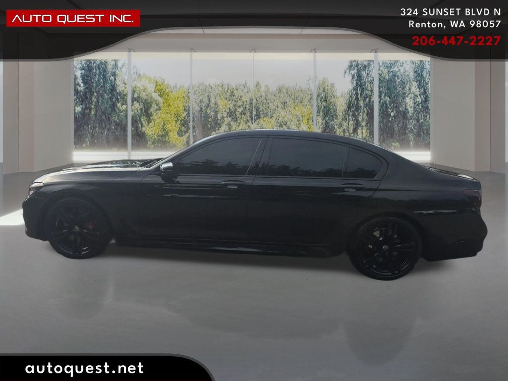 BMW 7 Series photo 8