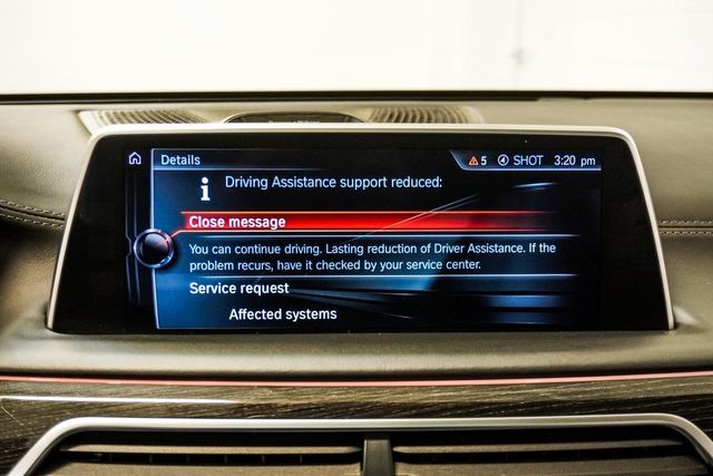 2016 BMW 7 Series 750i xDrive - 22953136 - 29