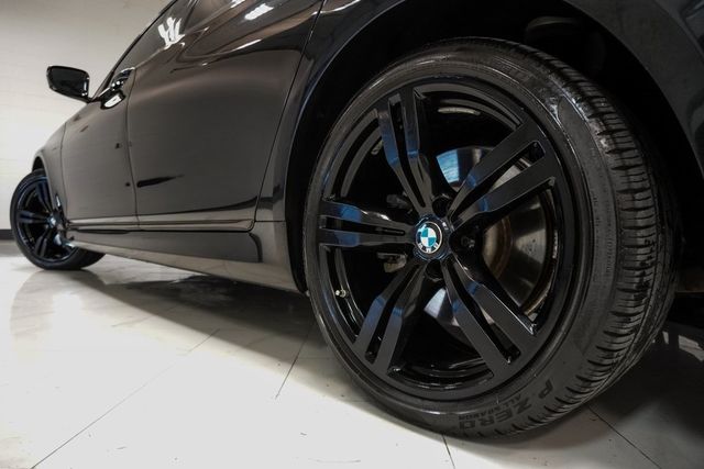 2016 BMW 7 Series 750i xDrive - 22953136 - 41