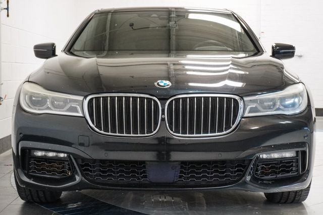 2016 BMW 7 Series 750i xDrive - 22953136 - 43