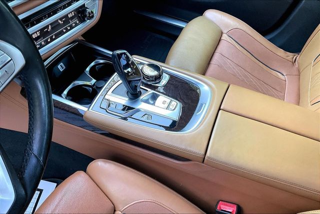 2016 BMW 7 Series 750i xDrive - 23017618 - 34