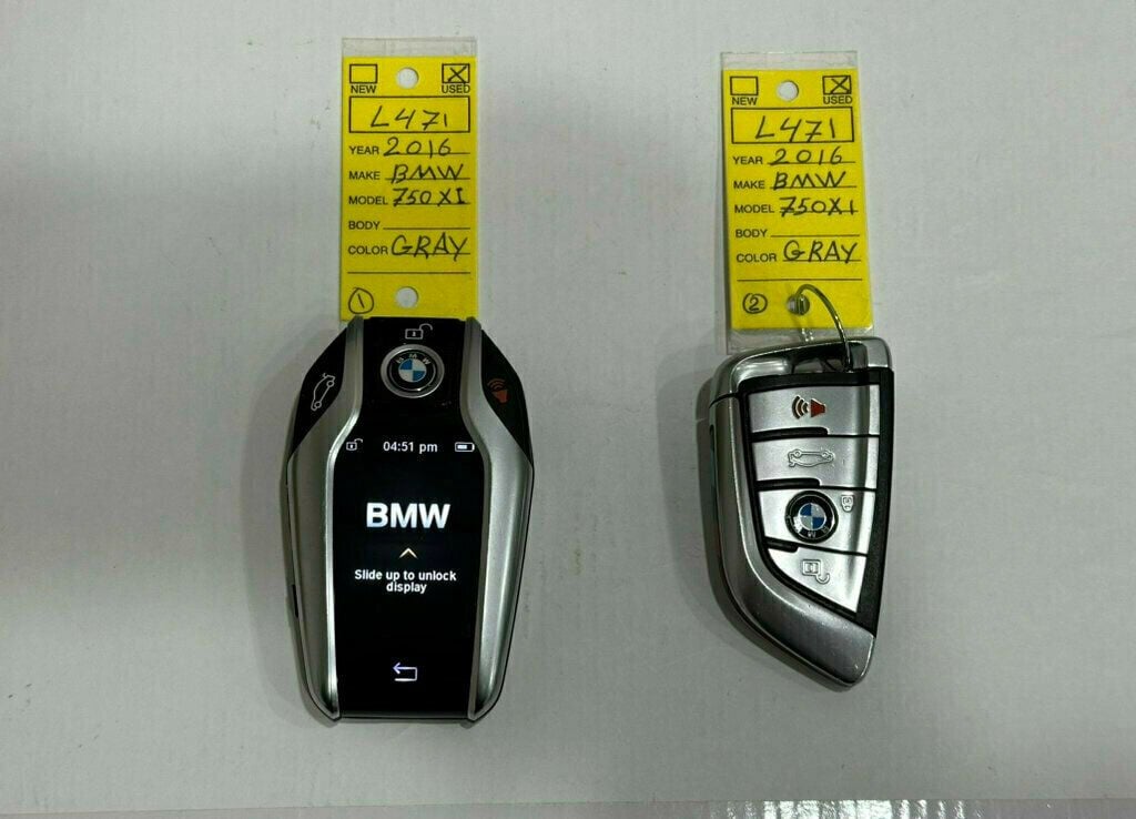 2016 BMW 7 Series 750i xDrive - 22392999 - 5