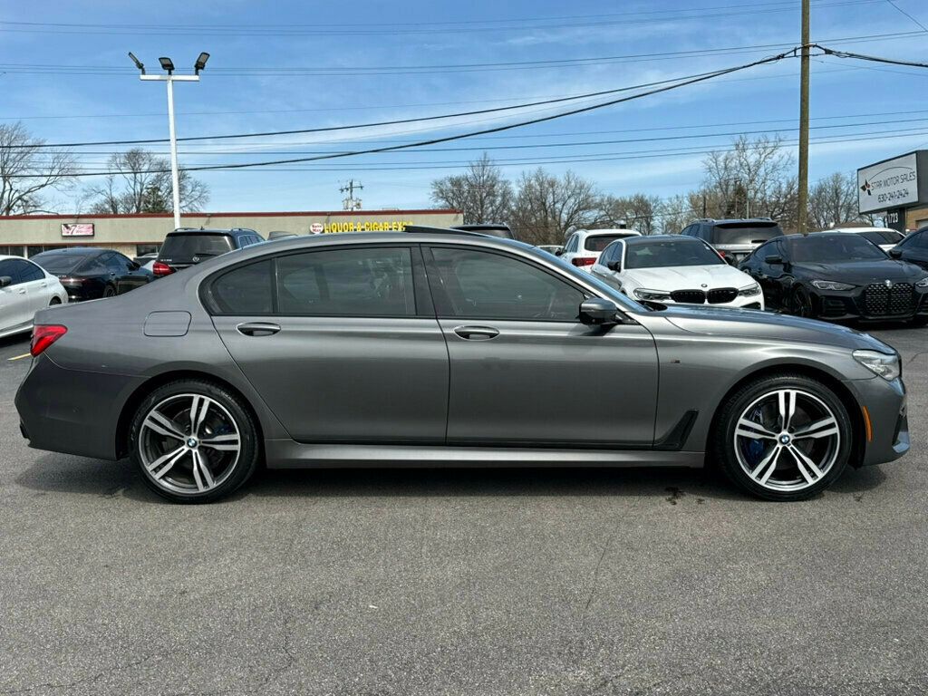 2016 BMW 7 Series 750i xDrive - 23011938 - 17