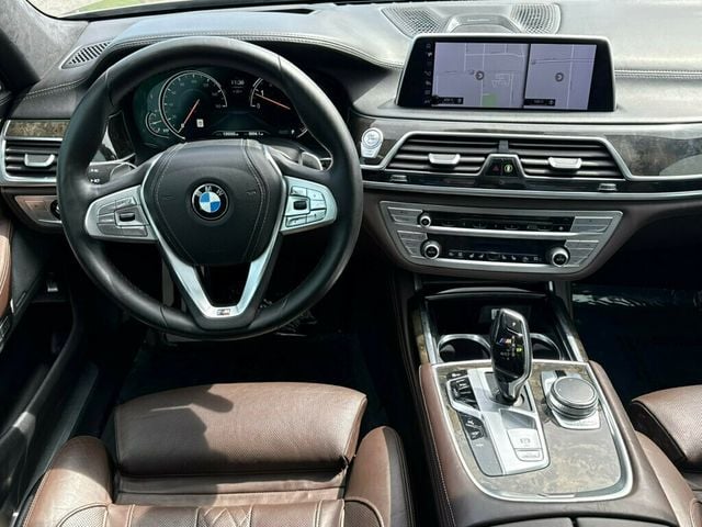 2016 BMW 7 Series 750i xDrive - 23011938 - 20