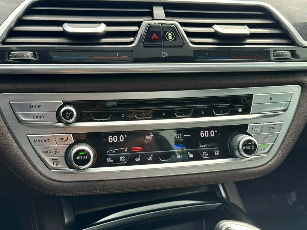 2016 BMW 7 Series 750i xDrive - 23011938 - 29