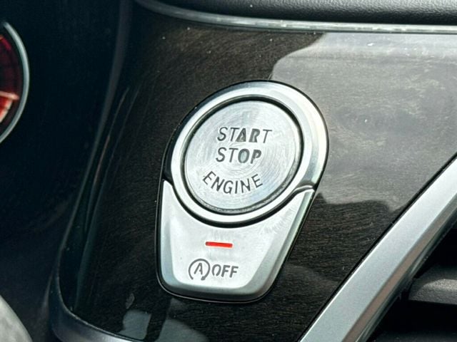 2016 BMW 7 Series 750i xDrive - 23011938 - 30