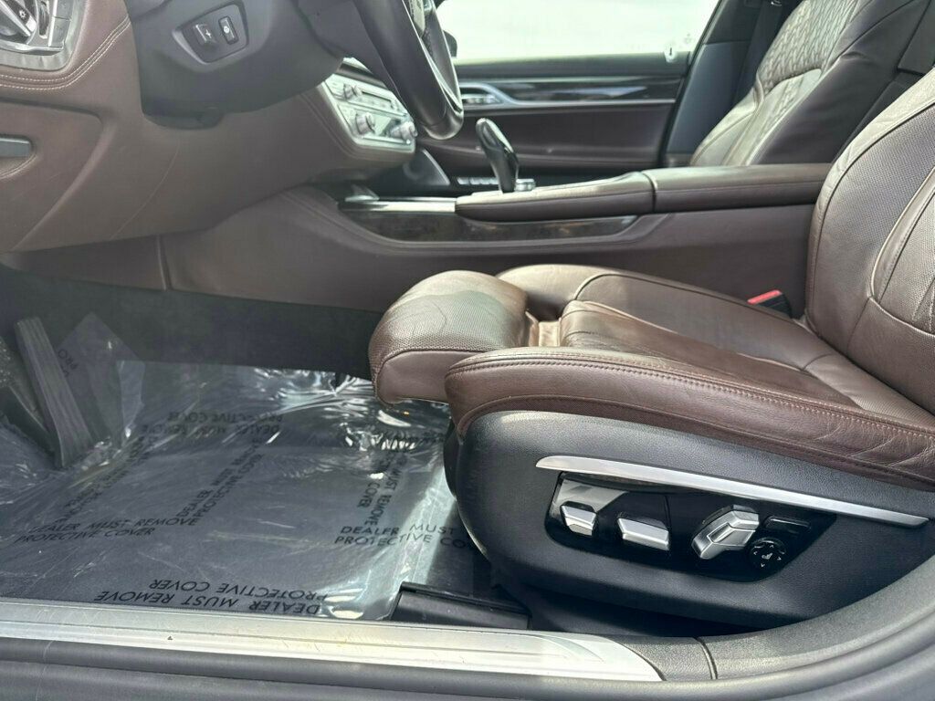 2016 BMW 7 Series 750i xDrive - 23011938 - 34