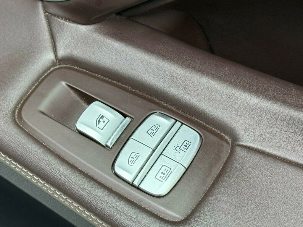 2016 BMW 7 Series 750i xDrive - 23011938 - 36