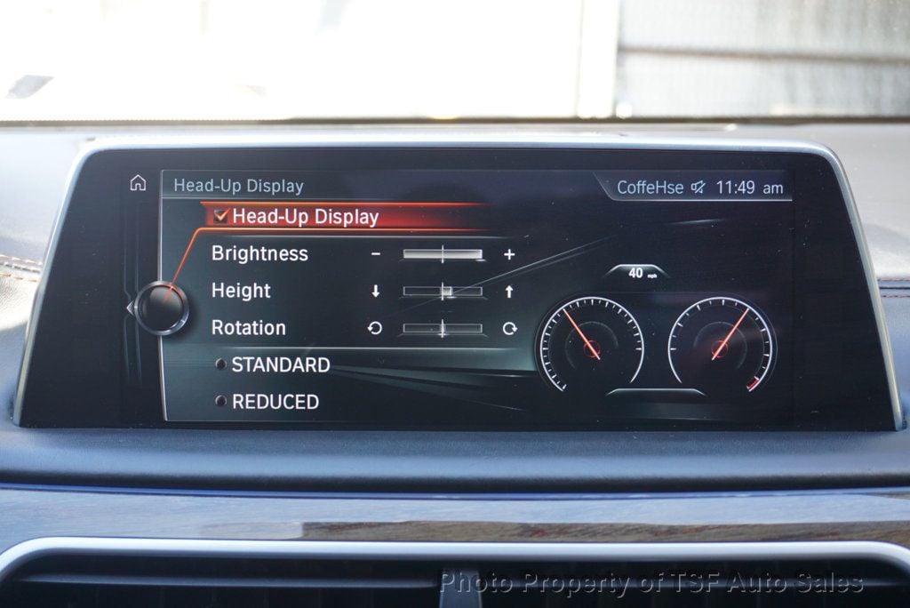 2016 BMW 7 Series 750i xDrive - 22820856 - 28