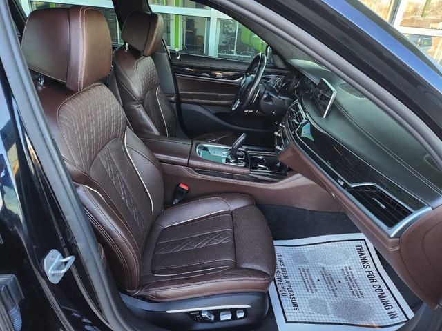 2016 BMW 7 Series 750i xDrive AWD 4dr Sedan - 22779586 - 24