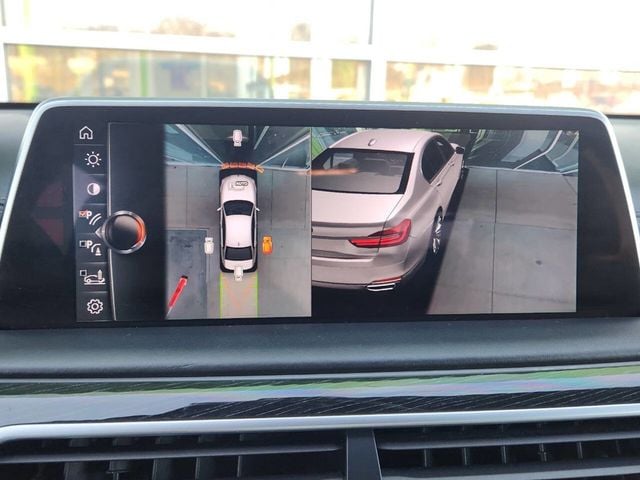 2016 BMW 7 Series 750i xDrive AWD 4dr Sedan - 22779586 - 49