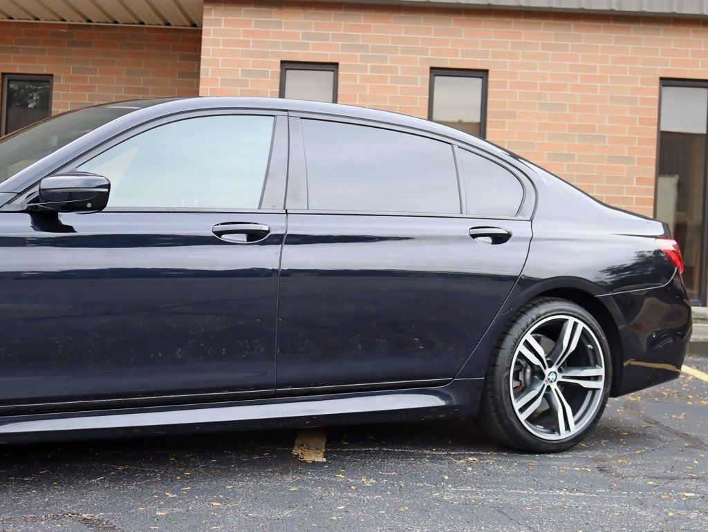 2016 BMW 7 Series 750i xDrive M-Sport - 22930394 - 1