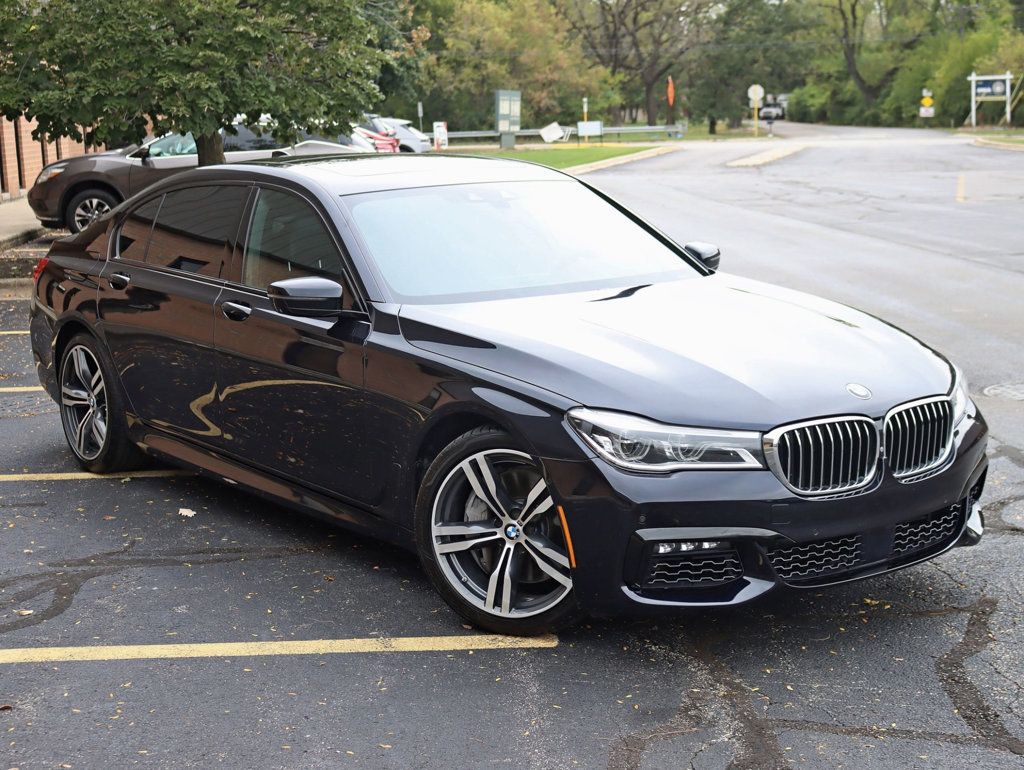 2016 BMW 7 Series 750i xDrive M-Sport - 22930394 - 8