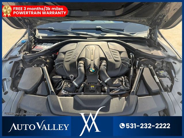 2016 BMW 7 Series 750i xDrive Sedan 4D - 23042888 - 37