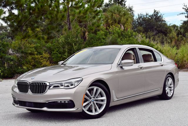 2016 BMW 7 Series 750i xDrive Sedan W/Luxury Rear Seating Package - 23085436 - 23