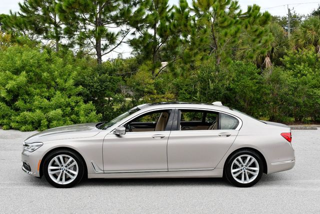 2016 BMW 7 Series 750i xDrive Sedan W/Luxury Rear Seating Package - 23085436 - 2