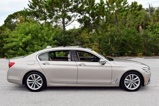 2016 BMW 7 Series 750i xDrive Sedan W/Luxury Rear Seating Package - 23085436 - 35
