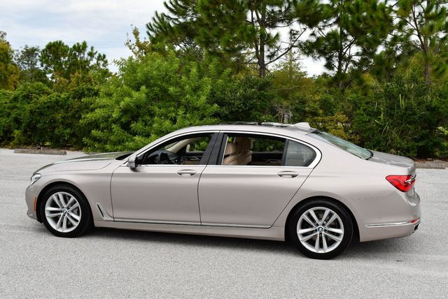 2016 BMW 7 Series 750i xDrive Sedan W/Luxury Rear Seating Package - 23085436 - 3