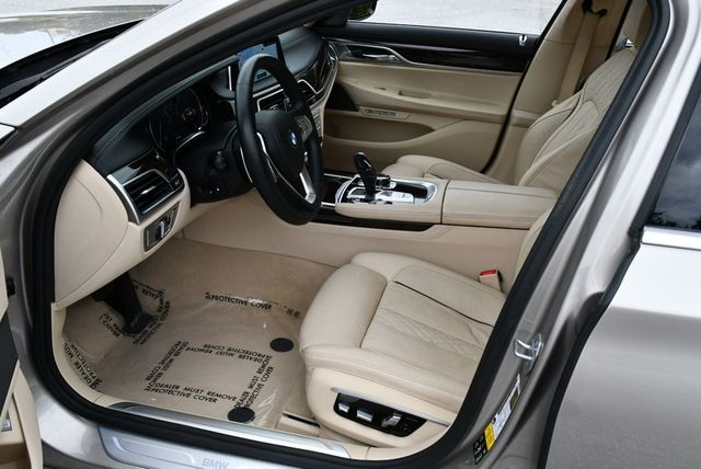 2016 BMW 7 Series 750i xDrive Sedan W/Luxury Rear Seating Package - 23085436 - 42