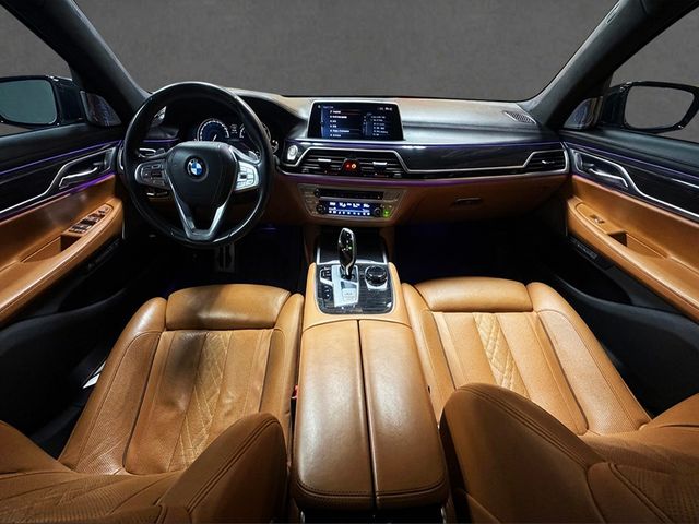 2016 BMW 7 Series CLEAN CARFAX, 750i, AWD, PAN SUNROOF, M SPORT, AUTOBAHN PKG - 23023172 - 2