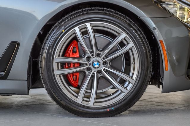 2016 BMW 7 Series M SPORT - NAV - BACKUP CAM - PANO ROOF - GORGEOUS - 22994321 - 15
