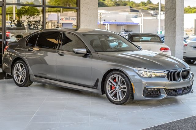 2016 BMW 7 Series M SPORT - NAV - BACKUP CAM - PANO ROOF - GORGEOUS - 22994321 - 3