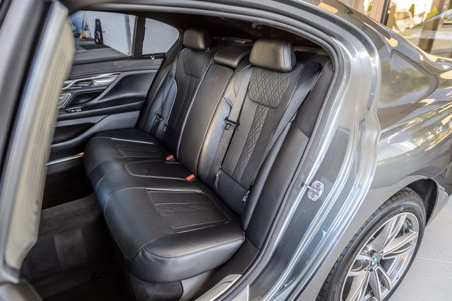 2016 BMW 7 Series M SPORT - NAV - BACKUP CAM - PANO ROOF - GORGEOUS - 22994321 - 41