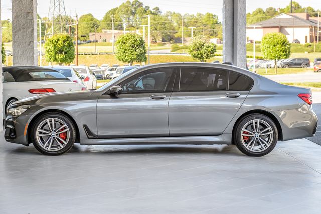 2016 BMW 7 Series M SPORT - NAV - BACKUP CAM - PANO ROOF - GORGEOUS - 22994321 - 57