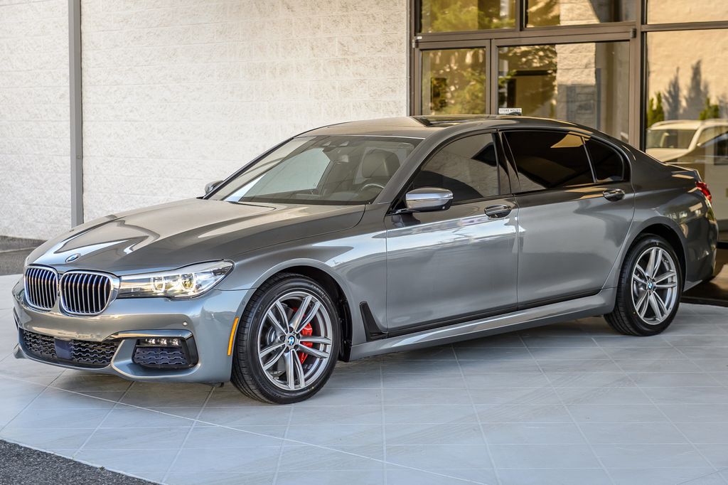 2016 BMW 7 Series M SPORT - NAV - BACKUP CAM - PANO ROOF - GORGEOUS - 22994321 - 5