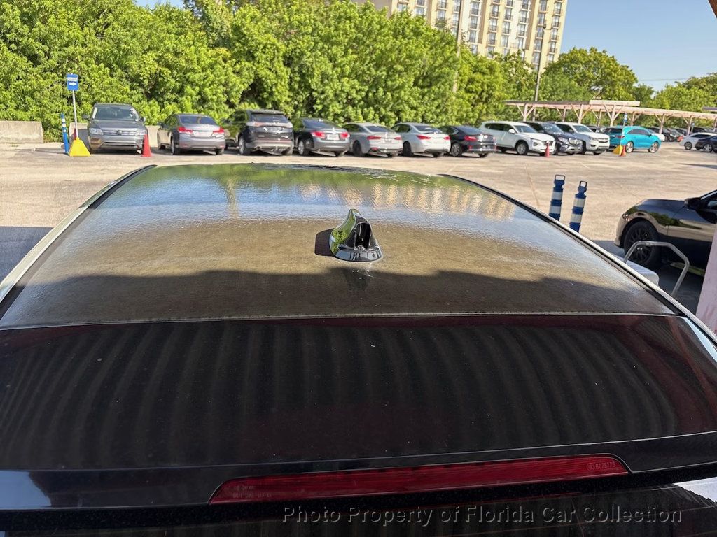2016 BMW i3 Mega World Range Extender - 23071626 - 12