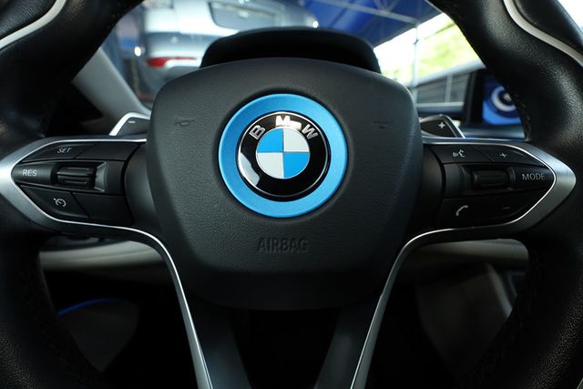 2016 BMW I8  - 22750208 - 28